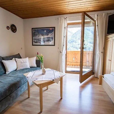 Casa de hóspedes Alpengasthof Eppensteiner 3*