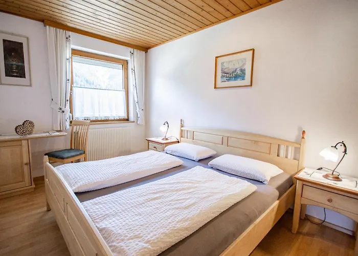 Alpengasthof Eppensteiner 게스트하우스 Navis