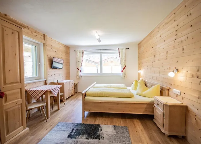 게스트하우스 Alpengasthof Eppensteiner Navis